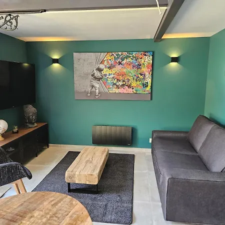 Holiday home Le Nid Suspendu Parcay-les-Pins