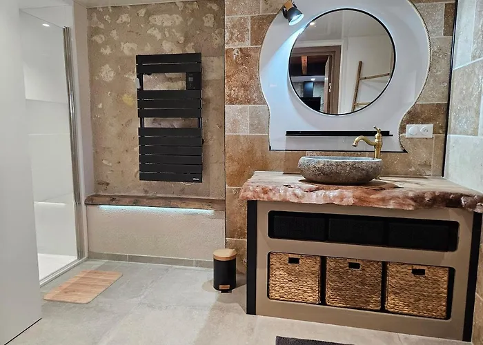 Hébergement de vacances Le Nid Suspendu *