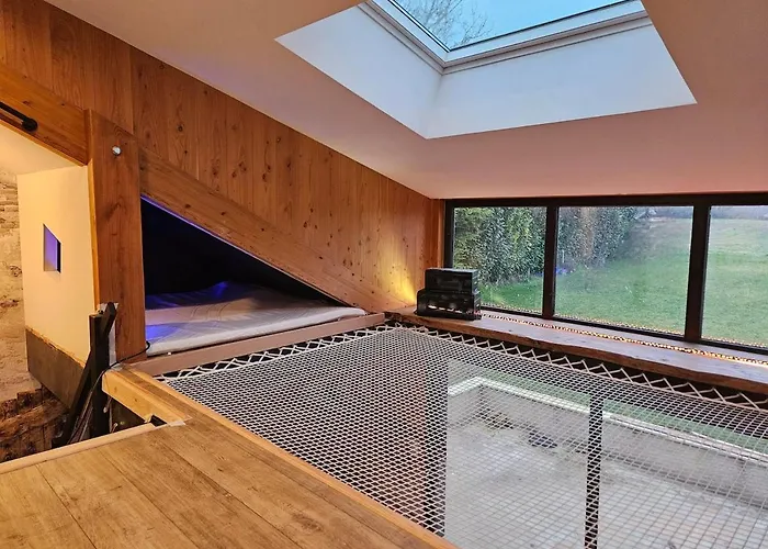 Hébergement de vacances Le Nid Suspendu Parcay-les-Pins