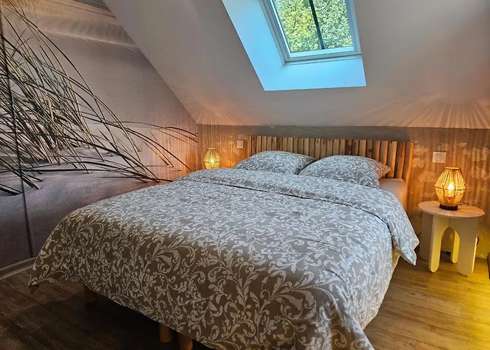 Hébergement de vacances Le Nid Suspendu Parcay-les-Pins