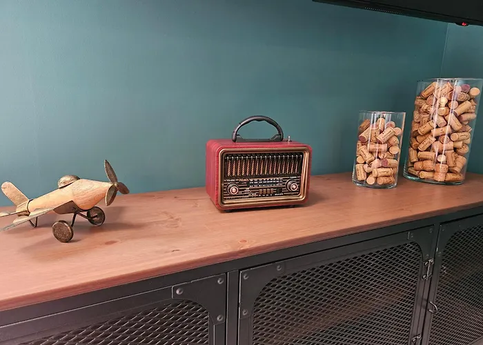 Le Nid Suspendu Hébergement de vacances Parcay-les-Pins